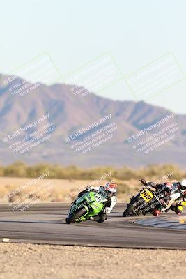 media/Dec-07-2025-CVMA (Sun) [[3e7d2de5dc]]/Race 18-Formula Twins-Formula 40 UL/